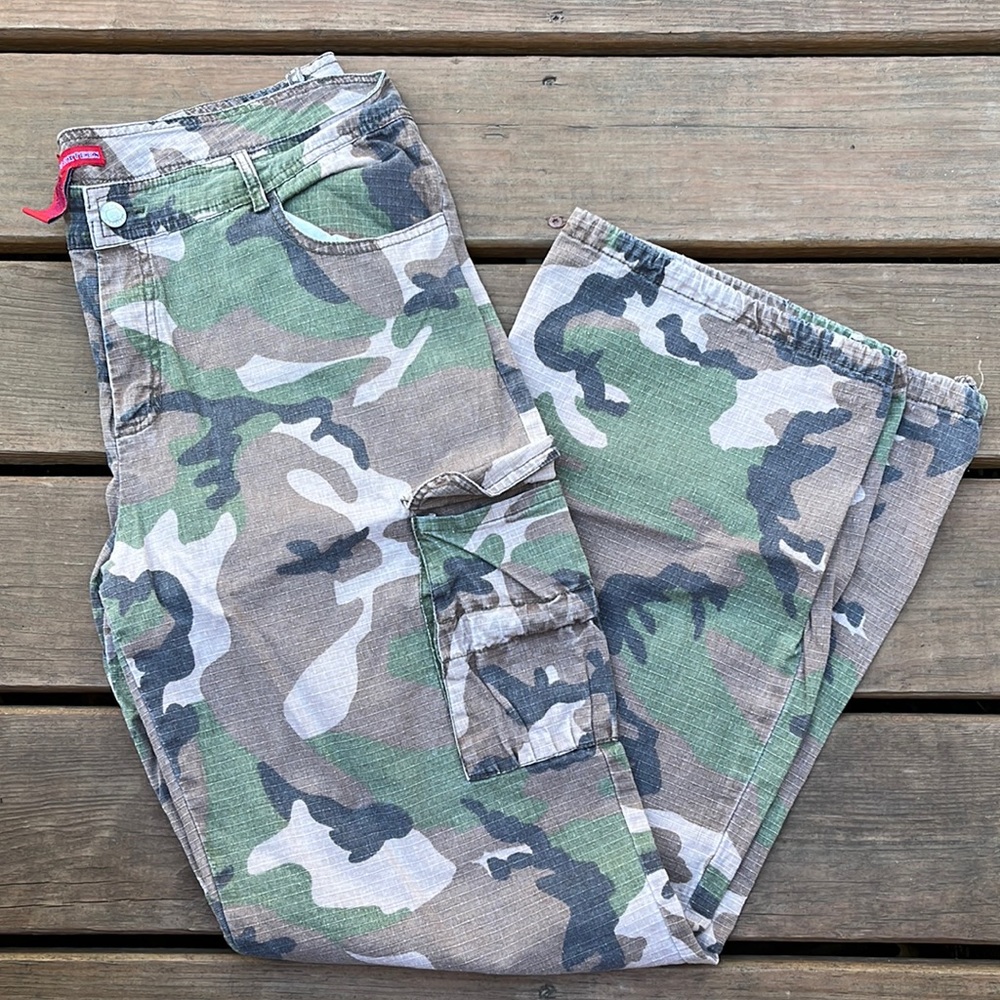 size 13 camo cargo pants